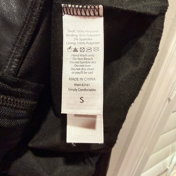 LuLaRoe Black Zip-Front Jacket – SZ S 🖤✨🧥 - Picture 3 of 4